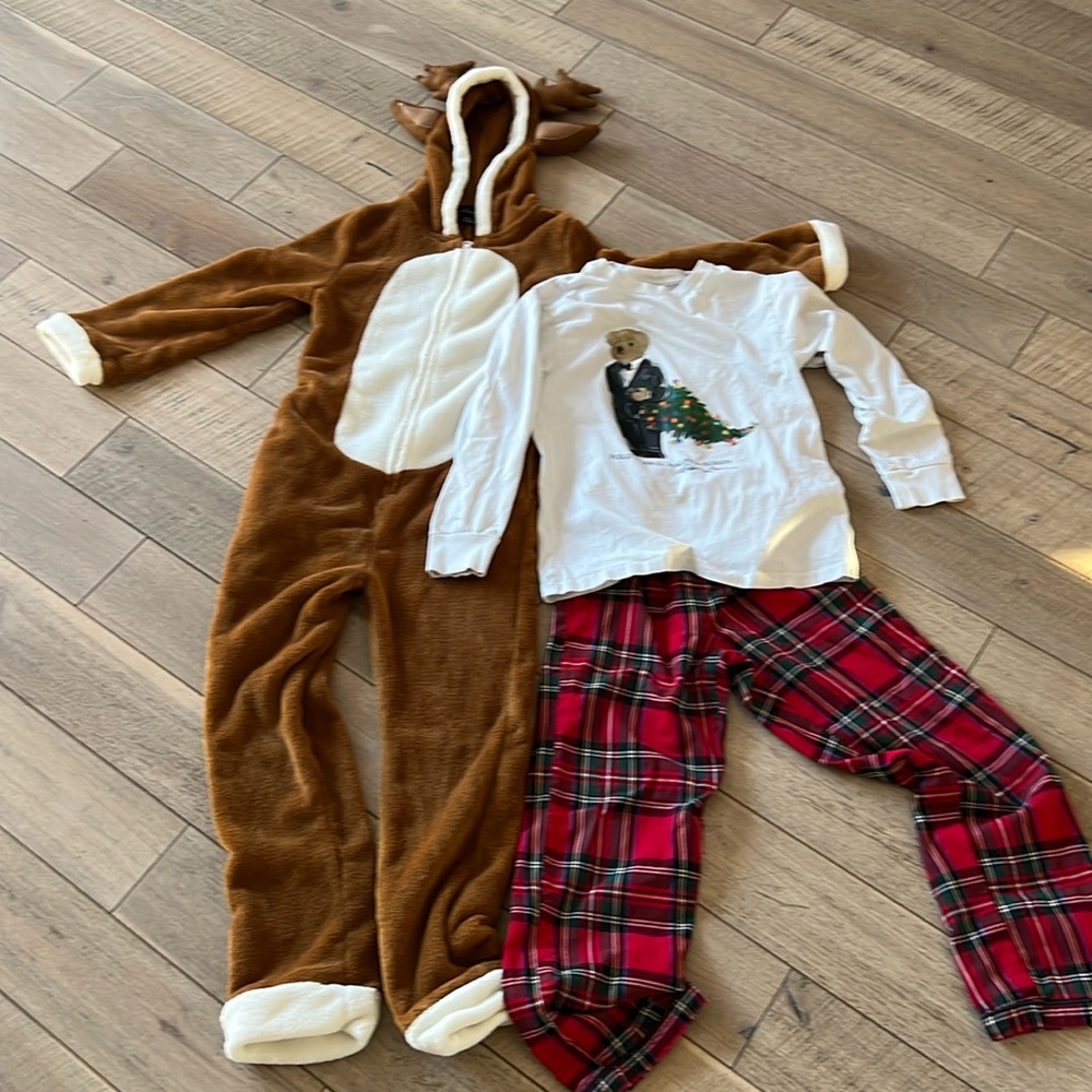 Pajama Set Ralph Lauren Top & Petite Plume bottom with Reindeer One Piece 10/12